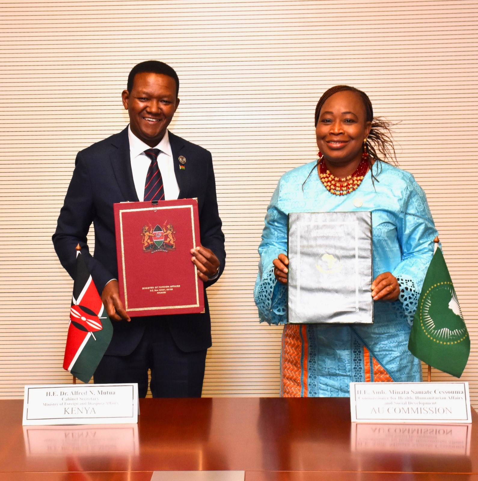Signing of the Host Agreement of the Temporary Secretariat of the African Audio-visual and Cinema Commission (AACC)