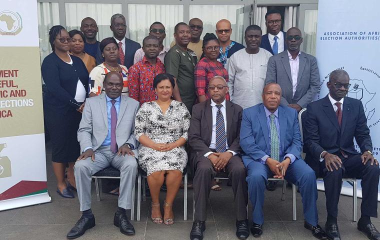 Picture symbol Groupe-Picture-of-the-members to the AAEA-Executive Committee Meeting in Rwanda Picture symbol Groupe-Picture-of-the-members to the AAEA-Executive Committee Meeting in Rwanda