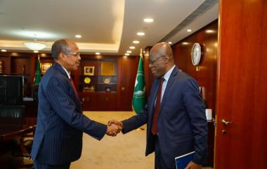AUC Chairperson received H.E. Mr. Youssouf Mondoha Assoumani, Ambassador of the Union of the Comoros