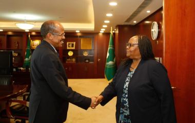 Ambassador of Zimbabwe to Ethiopia paid a courtesy call on AUC Chairperson