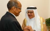 AUC Chairperson held constructive bilateral talks with H.E. Dr. Abdullatif bin Rashid Al Zayani, Foreign Minister of the Kingdom of Bahrain