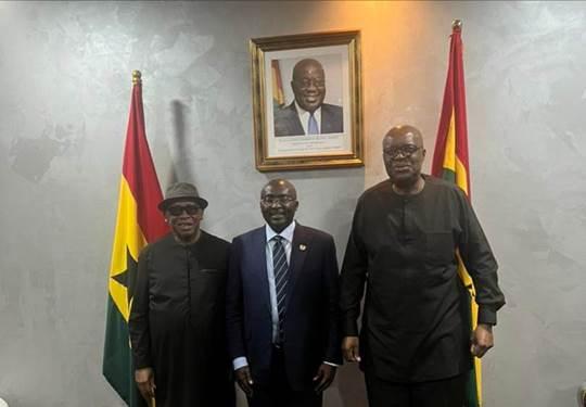 From left: Dr Abdoulie Janneh (Chair of the APR Panel), Hon. Mahamudu Bawumia (Vice-President of Ghana) and Prof Eddy Maloka (CEO of APRM) on 15 July 2022 during an official visit to Ghana
