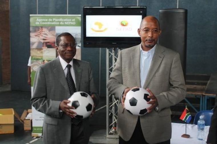 Children play Special ‘Football Match for Peace’, ahead of the 2013 Orange Africa Cup of Nations